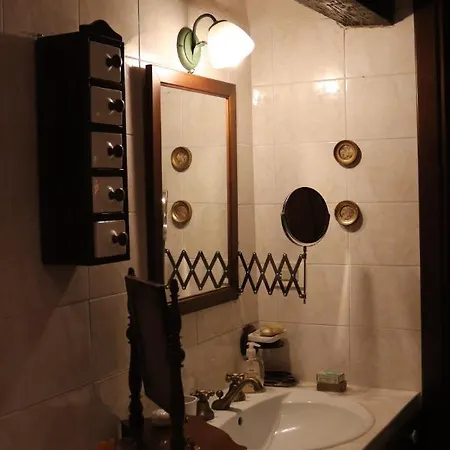 Sotto La Luna 아구글리아노